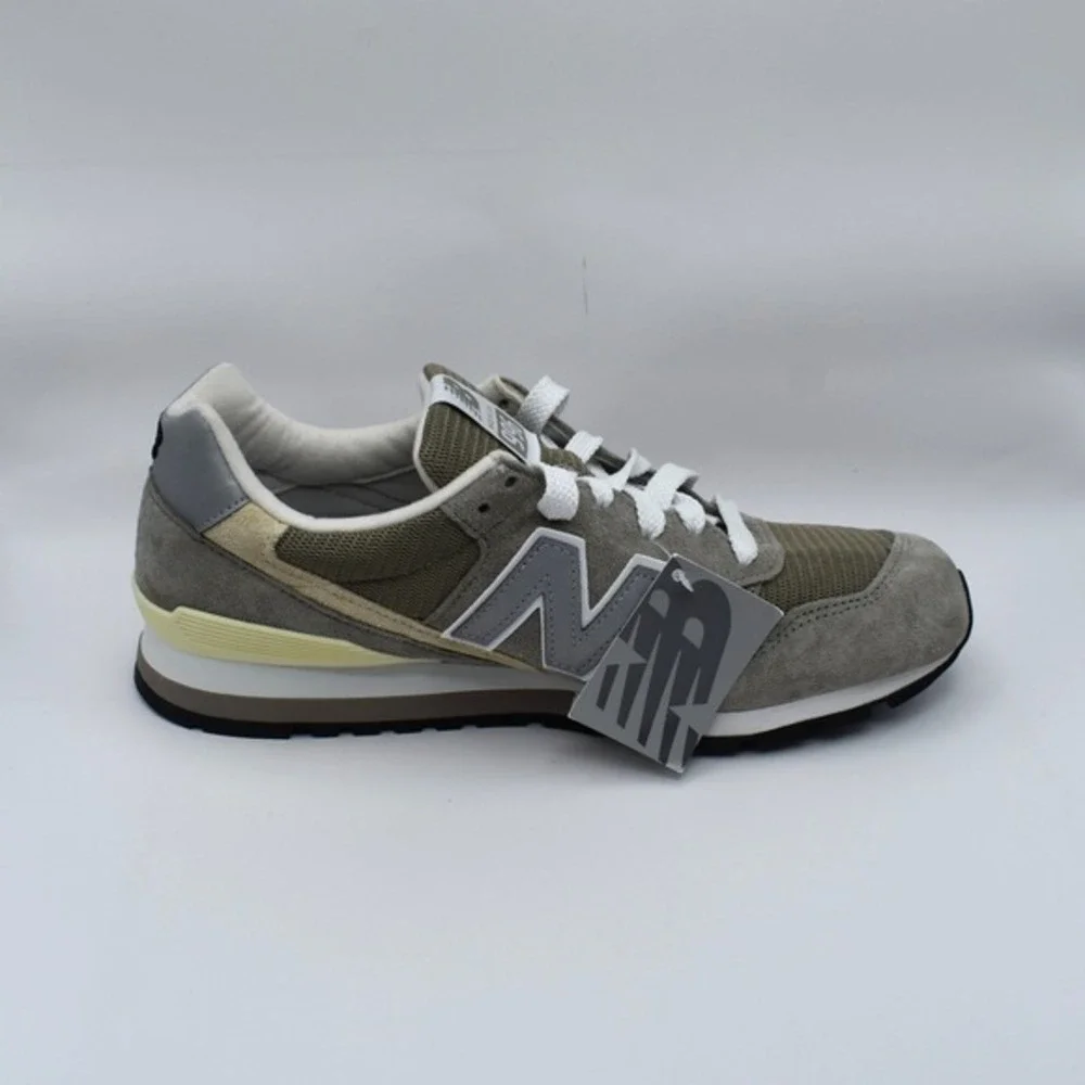 New‎ Balance 996 Made in USA MIUSA Suede Sneakers Size M 10.5 / W 12 Grey U996GR